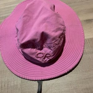 Outdoor research hat